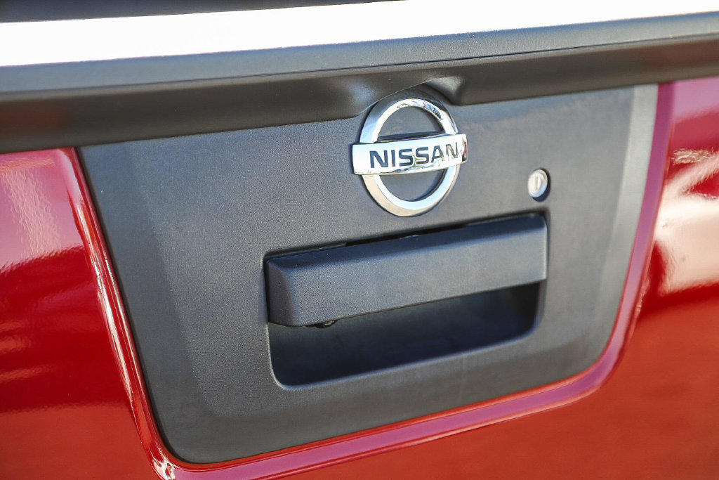 Used 2021 Nissan Frontier S RWD image 18