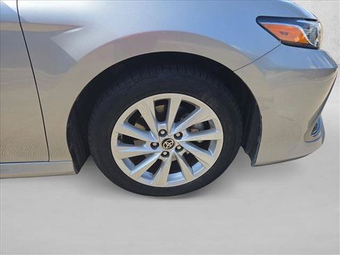 Used 2023 Toyota Camry LE FWD image 12