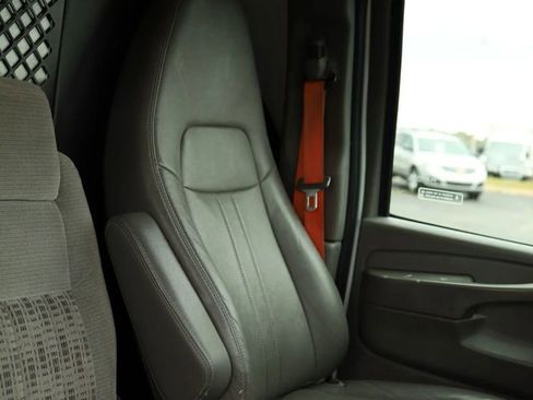 Used 2013 Chevrolet Express 2500 image 44