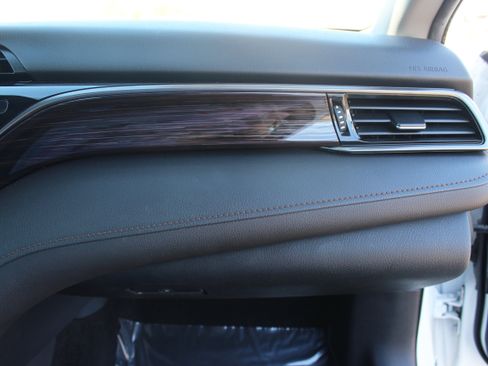 Used 2020 Toyota Camry LE image 46