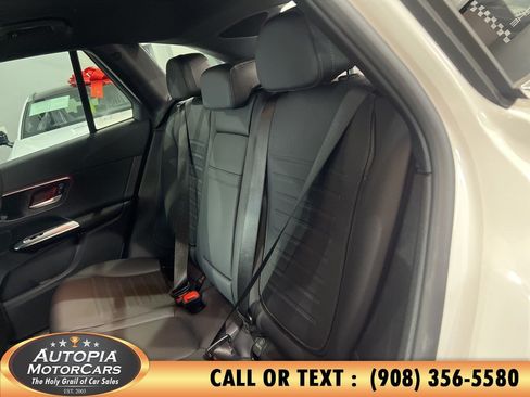 Used 2025 Mercedes-Benz GLC 350e 4MATIC w/ AMG Line image 17