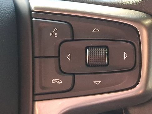Used 2023 Chevrolet Tahoe Premier AWD/4WD image 22