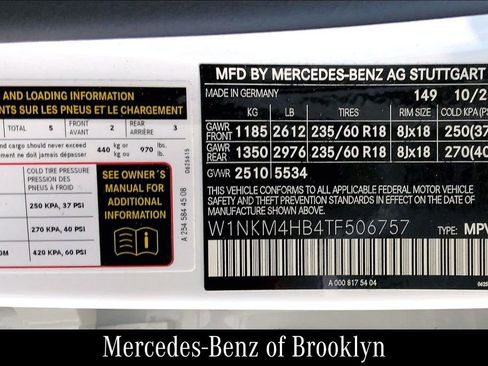 Used 2026 Mercedes-Benz GLC 300 4MATIC image 34