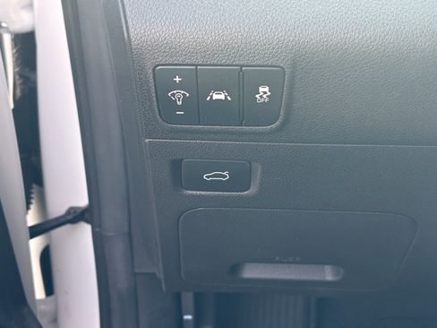 Used 2024 Kia K5 LXS image 10