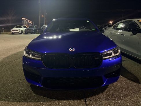 Used 2023 BMW M5 w/ Competition Package image 3