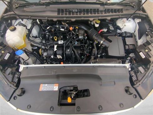 Used 2024 Ford Edge SE image 23