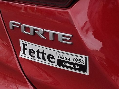 Used 2023 Kia Forte LXS image 30