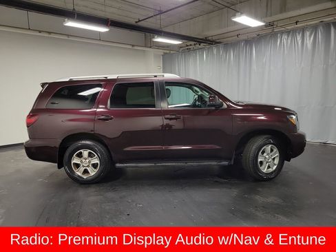 Used 2019 Toyota Sequoia SR5 image 9
