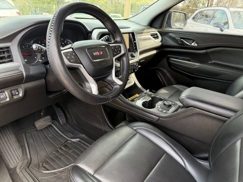 Used 2023 GMC Acadia SLT image 22