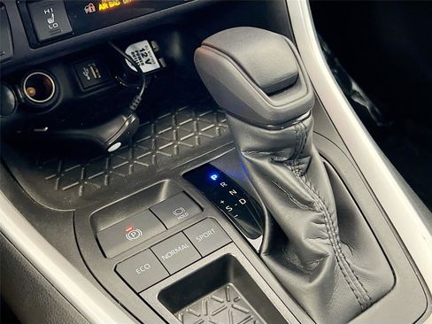 Used 2023 Toyota RAV4 XLE w/ XLE Grade Weather Package image 19