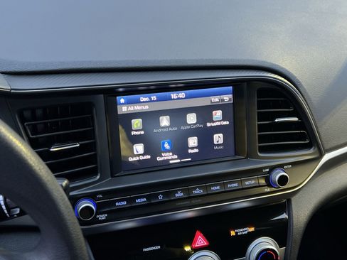 Used 2019 Hyundai Elantra SEL w/ Cargo Package image 18