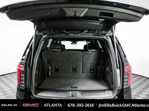 Used 2025 Chevrolet Tahoe LT RWD image 30