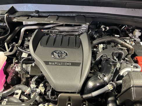 Used 2025 Toyota Grand Highlander AWD image 26