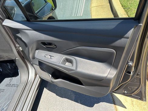 Used 2025 Nissan Versa S w/ S Plus Package FWD image 14