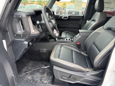 New 2026 Ford Bronco Outer Banks image 21