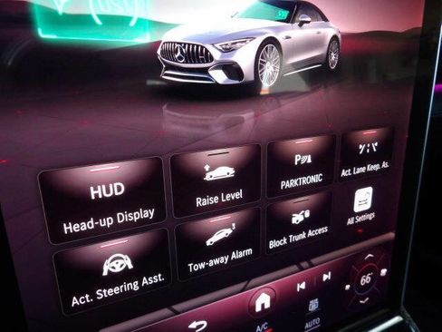 Used 2022 Mercedes-Benz SL 63 AMG 4MATIC image 37