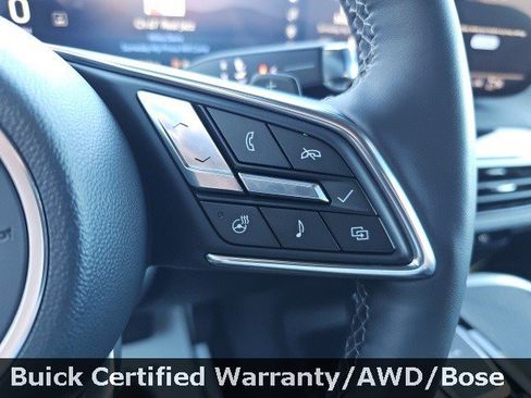 Certified 2025 Buick Enclave Preferred image 15