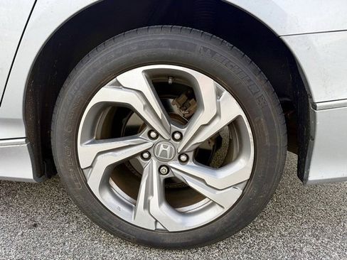 Used 2018 Honda Accord EX-L image 23