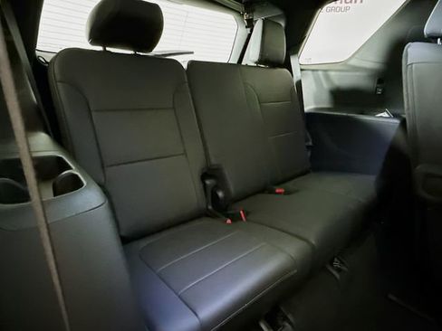 Used 2024 Chevrolet Traverse Premier w/ Redline Edition image 32