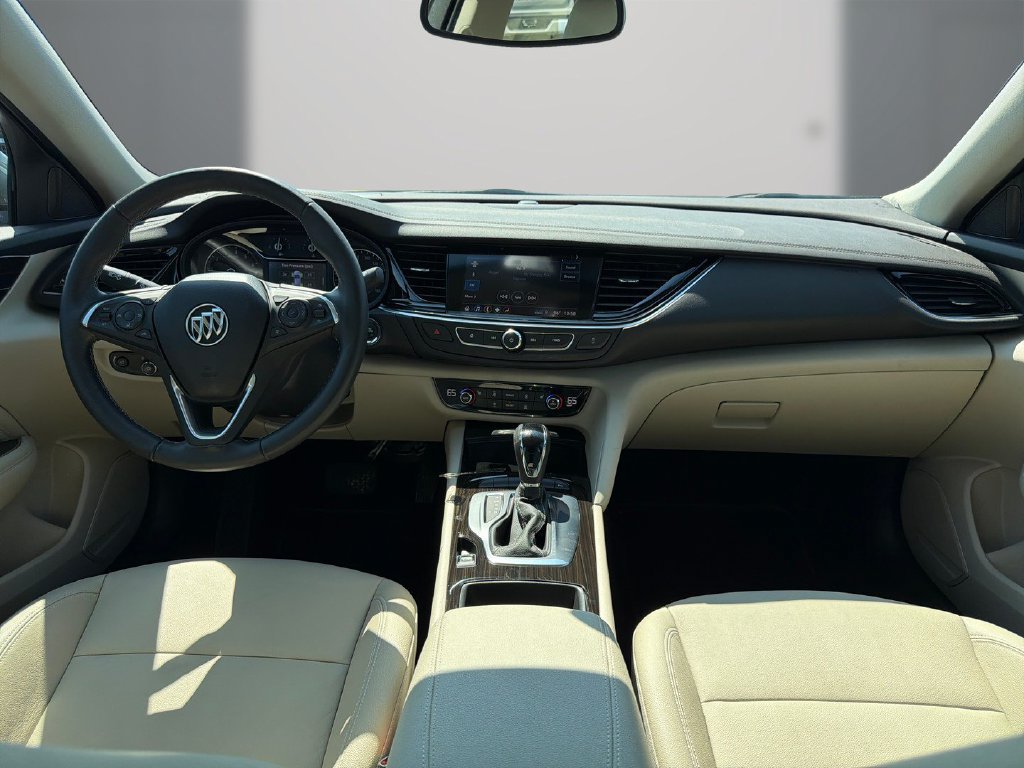 Certified 2020 Buick Regal Essence FWD image 16