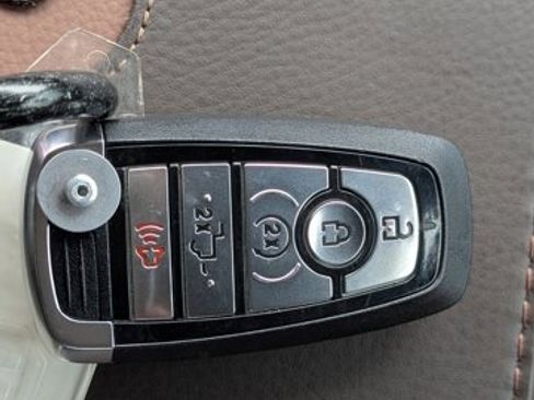 Used 2025 Ford F350 King Ranch image 33