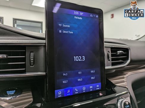 Used 2023 Ford Explorer Limited w/ Limited Technology Package AWD/4WD image 14