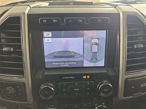 Used 2019 Ford F250 Lariat w/ Lariat Value Package image 11