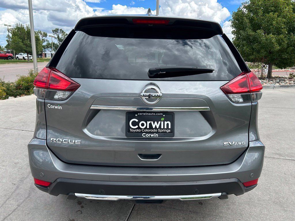 Used 2020 Nissan Rogue SV AWD/4WD image 6