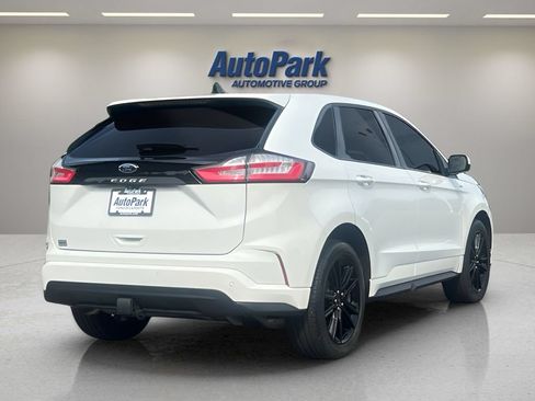 Used 2022 Ford Edge ST-Line w/ Class II Trailer Tow Package AWD/4WD image 7