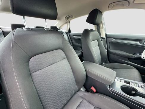 Used 2023 Honda Civic LX image 27