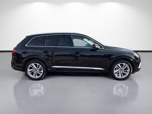 Used 2023 Audi Q7 3.0T Prestige w/ Prestige Package AWD/4WD image 2