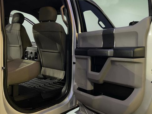 Used 2018 Ford F250 XLT w/ XLT Value Package image 19