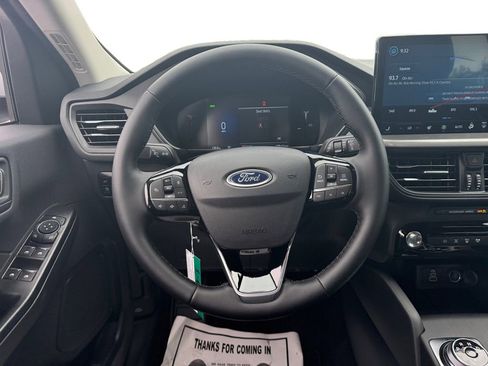 New 2026 Ford Escape SE FWD image 14