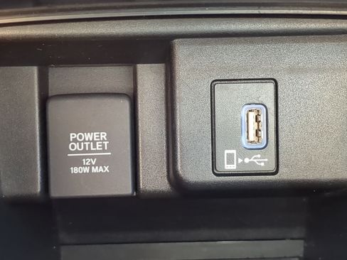 Used 2018 Honda Accord Sport image 18