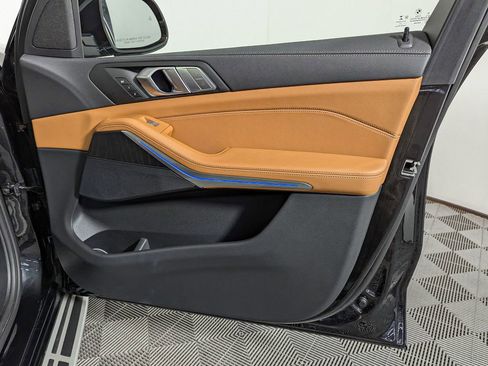 Certified 2022 BMW X7 xDrive40i w/ Premium Package image 41