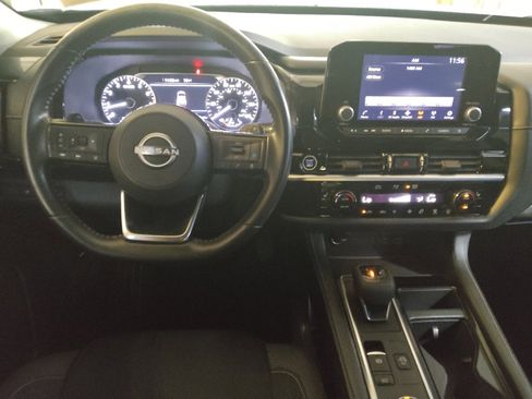 Used 2023 Nissan Pathfinder SV AWD/4WD image 22