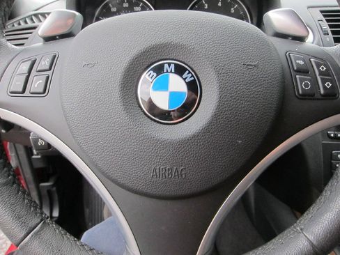 Used 2009 BMW 128i Convertible RWD image 13