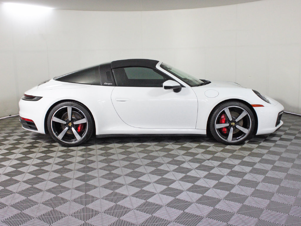 Certified 2021 Porsche 911 Targa 4S w/ Premium Package AWD/4WD image 13