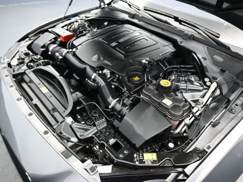 Used 2019 Jaguar XE S image 47