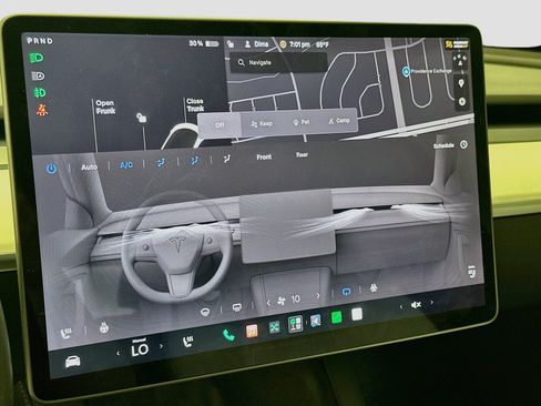 Used 2021 Tesla Model Y Long Range AWD/4WD image 24