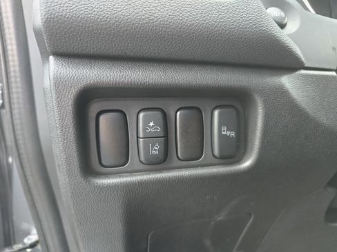 Used 2025 Mitsubishi Outlander Sport SE image 16