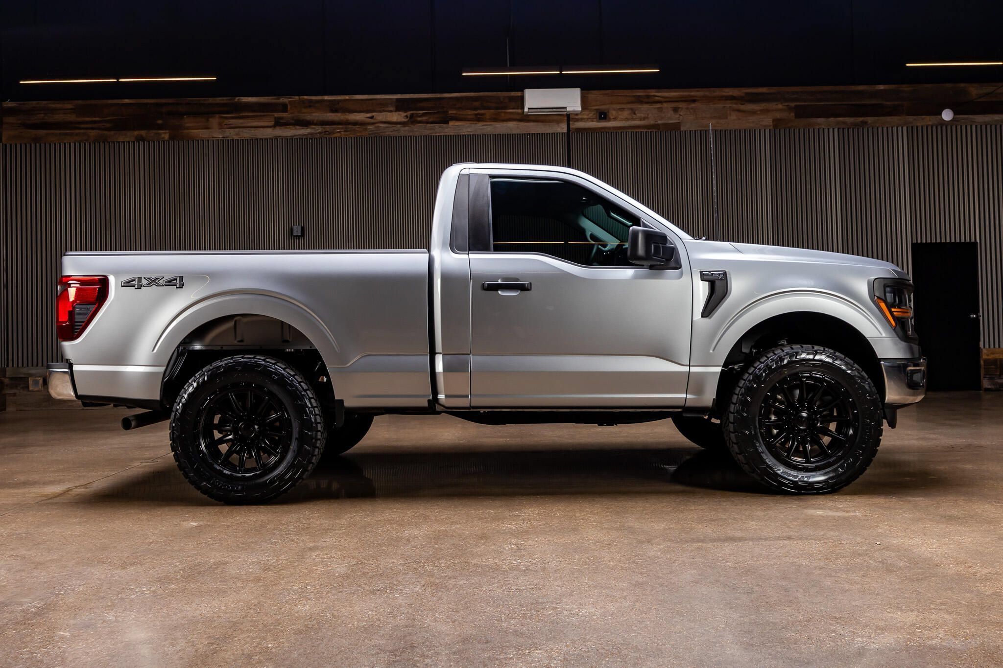 Used 2025 Ford F150 XL w/ Equipment Group 103A High AWD/4WD image 11