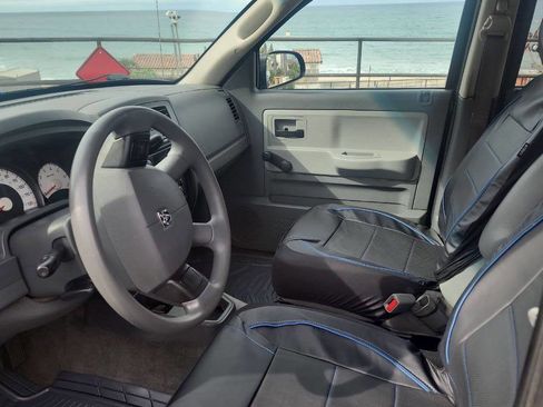 Used 2005 Dodge Dakota ST image 9