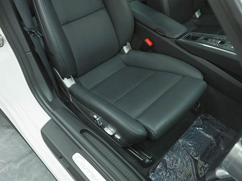 Used 2013 Porsche 911 Carrera 4S AWD/4WD image 81