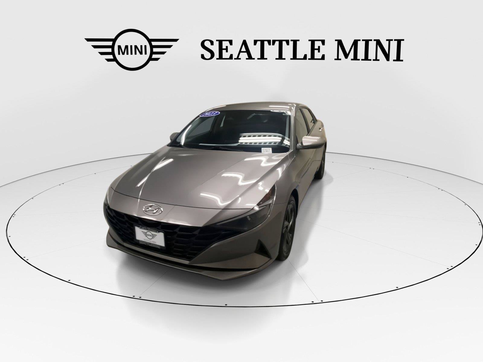 Used 2023 Hyundai Elantra Blue FWD image 4