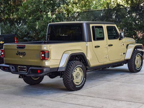 New 2026 Jeep Gladiator Willys image 6
