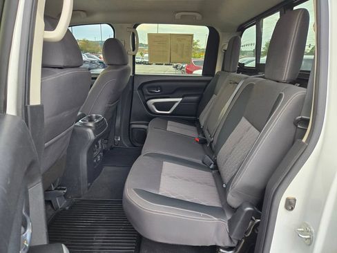 Used 2024 Nissan Titan SV w/ SV Convenience Package AWD/4WD image 24
