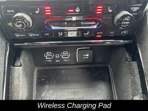 Certified 2022 Jeep Grand Cherokee L Laredo image 23