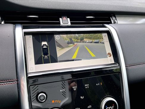 Used 2023 Land Rover Discovery Sport S R-Dynamic image 31