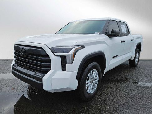 Used 2022 Toyota Tundra SR5 image 7